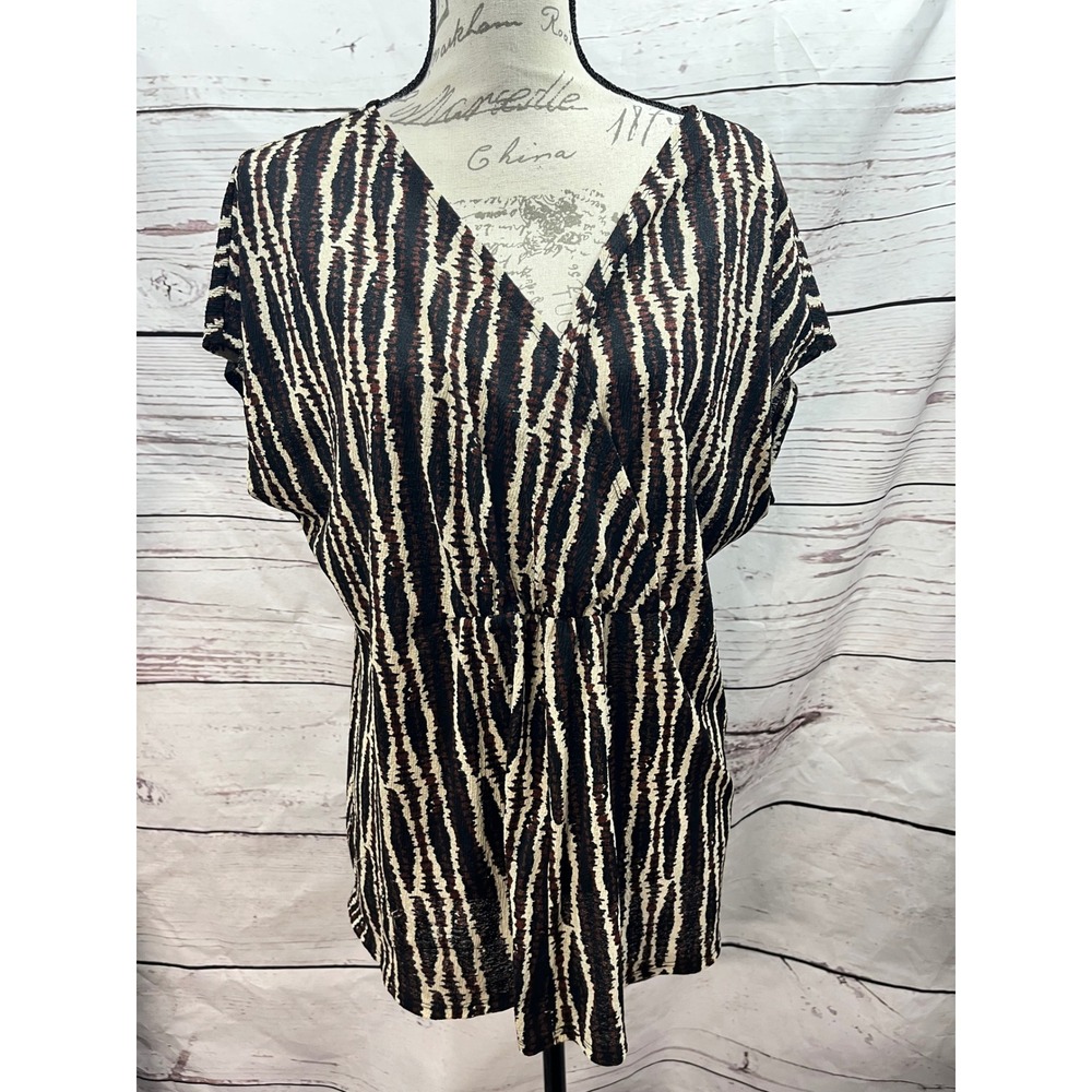 Alfani Woman 1X Surplice Wrap Top Black Brown Abstract Stripe Crinkle V-Neck